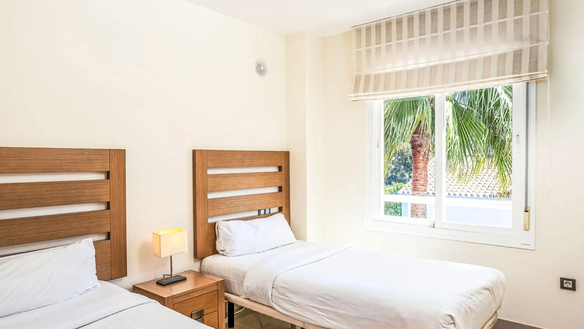 Apartment Cortijo Del Mar-18 By Interhome Estepona 0*,